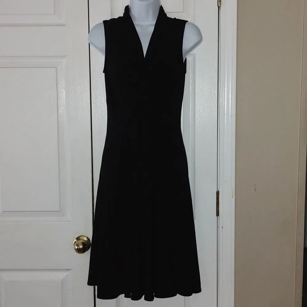 Joseph Ribkoff sexy black sleeveless dress Sz 8